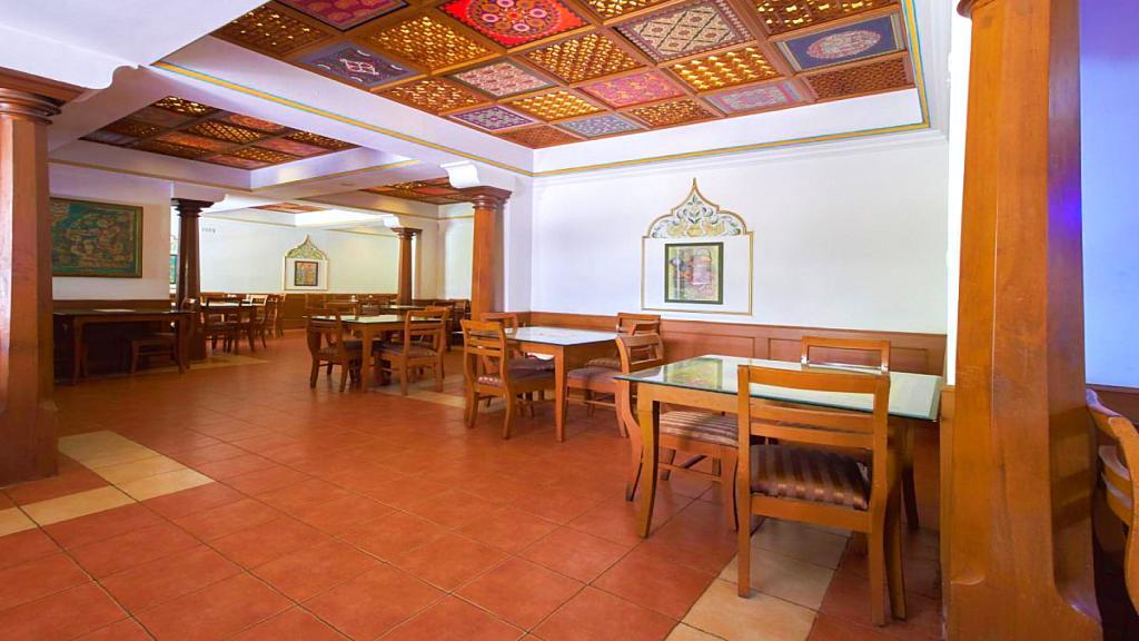Hotel River View Vellore Εξωτερικό φωτογραφία